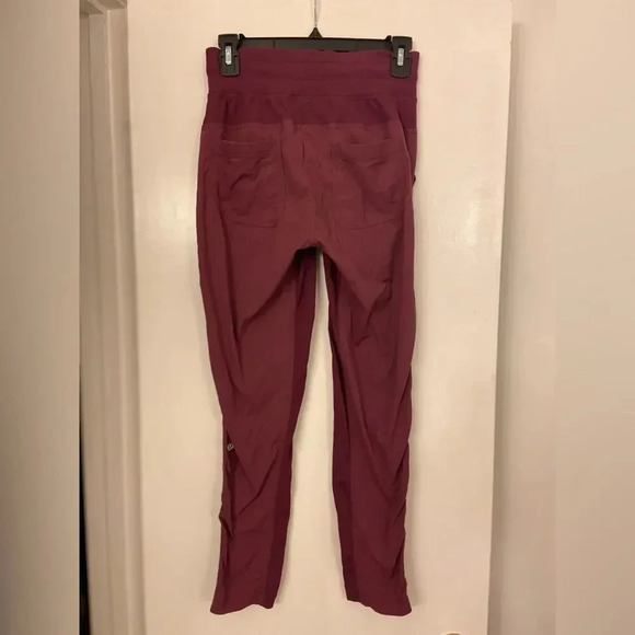 Lululemon Street to Studio Pant Burgundy Size 2 - Picture 2 of 4
